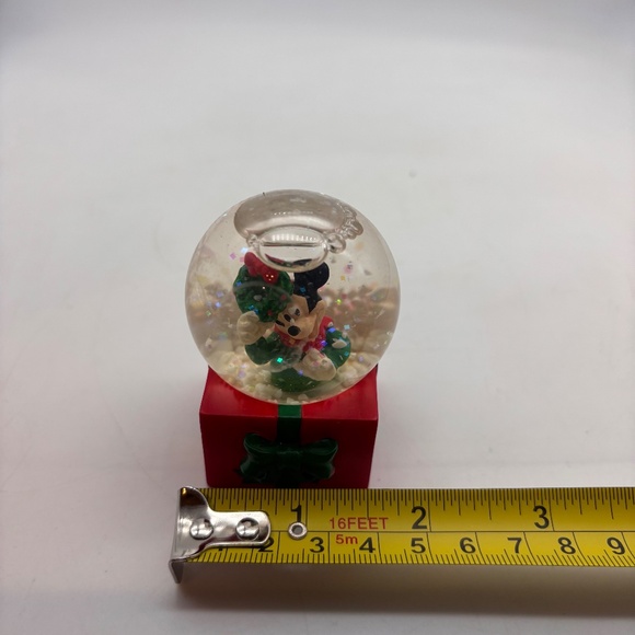 Disney Parks Mickey Mouse Christmas Present and Wreath Mini Water Snow Globe - Picture 9 of 9